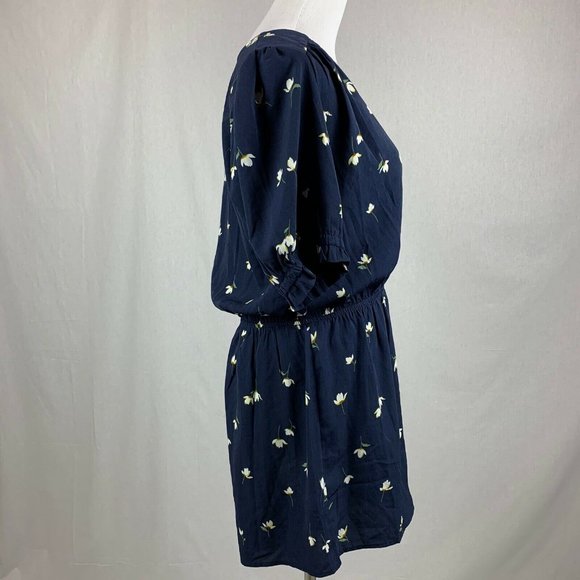 NEW Urban Outfitters navy blue white floral romper - Picture 2 of 6